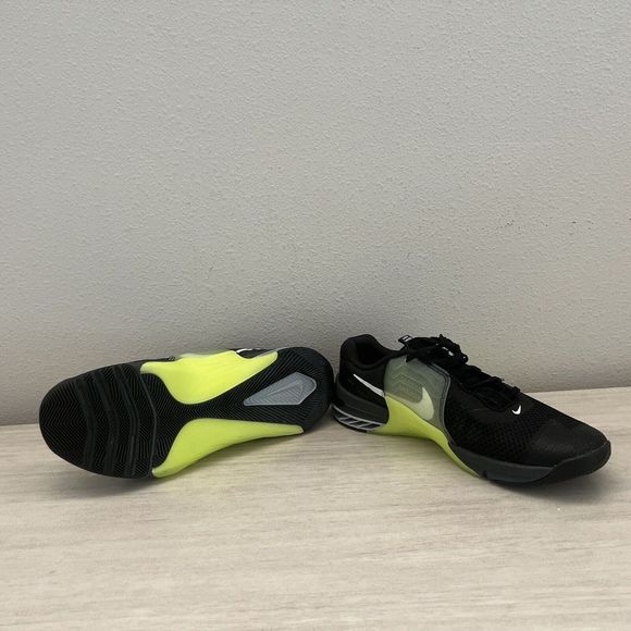Nike CZ88281 017 Metcon 7 Men’s Sz 10 Training Crossfit Running Shoes Black Volt - Picture 6 of 9